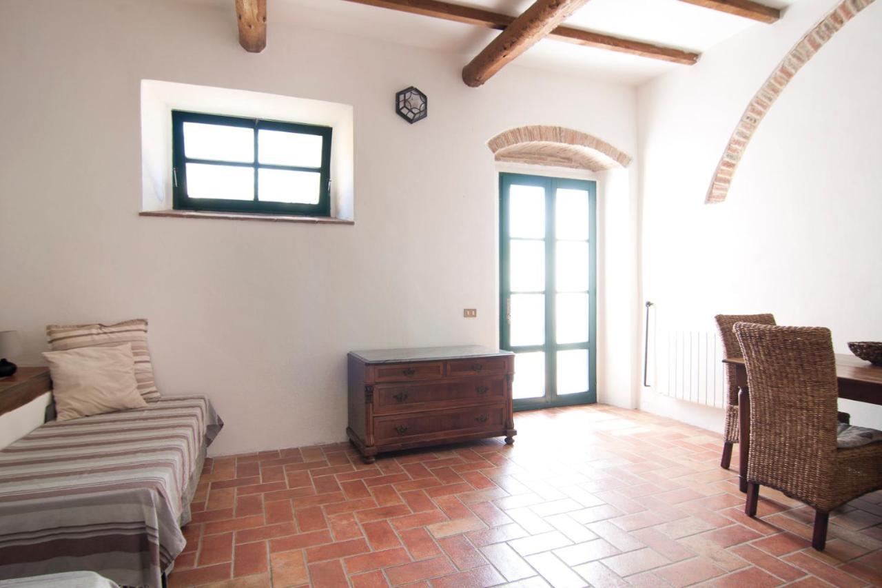 Agriturismo Terenzana Lejlighedshotel Riparbella Eksteriør billede