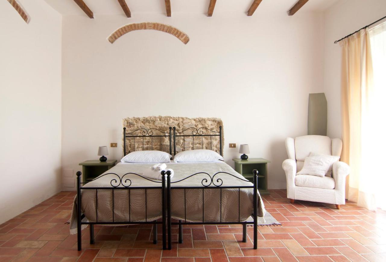 Agriturismo Terenzana Lejlighedshotel Riparbella Eksteriør billede