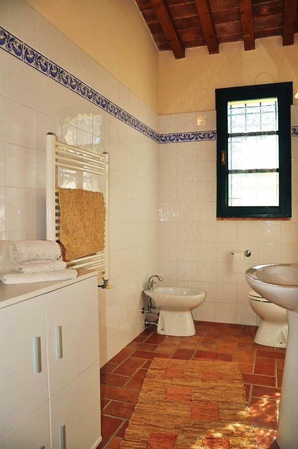 Agriturismo Terenzana Lejlighedshotel Riparbella Eksteriør billede