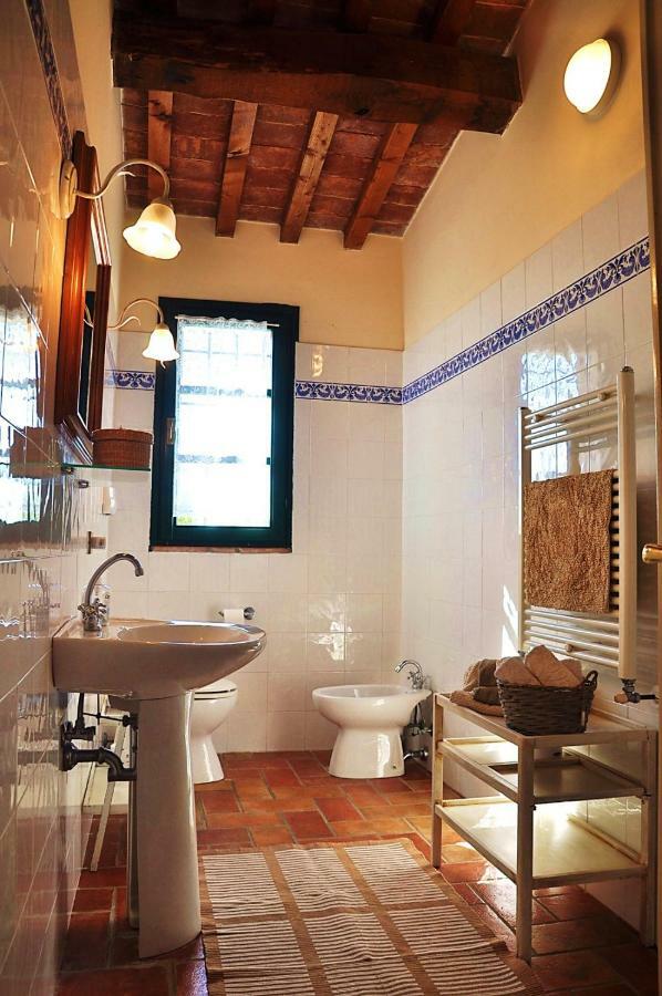 Agriturismo Terenzana Lejlighedshotel Riparbella Eksteriør billede